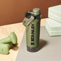 Stanley 20oz shaker bottle Pakistan